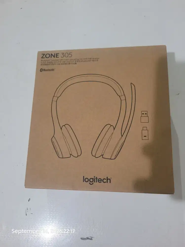 Logitech headset Zone 305 baru