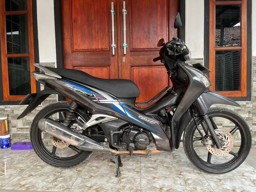 HONDA SUPRA X 125 HELM IN 2014 - ISTIMEWA