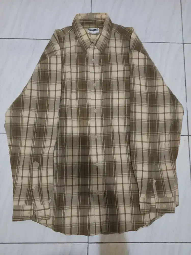 Kemeja jumbo giordano