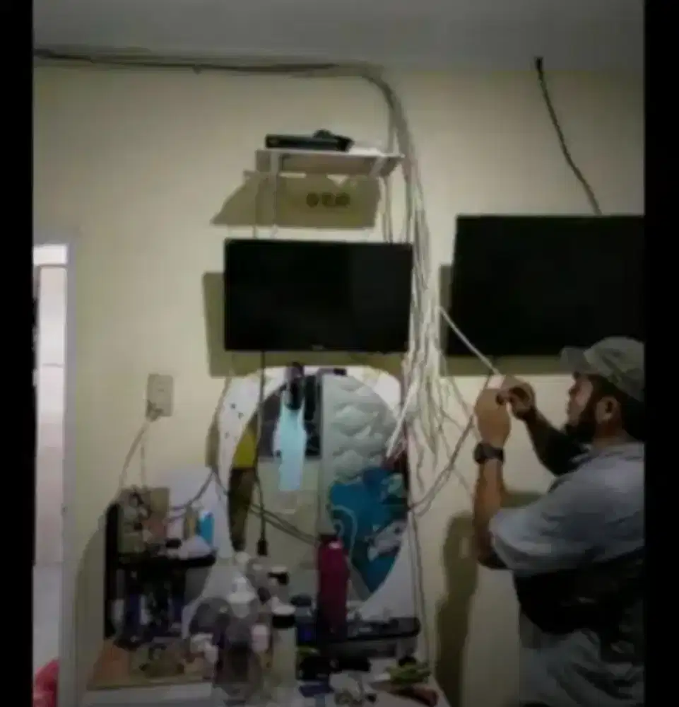 Servis Tv, AC, Kulkas, Mesin Cuci, Pasang CCTV, Instalasi listrik