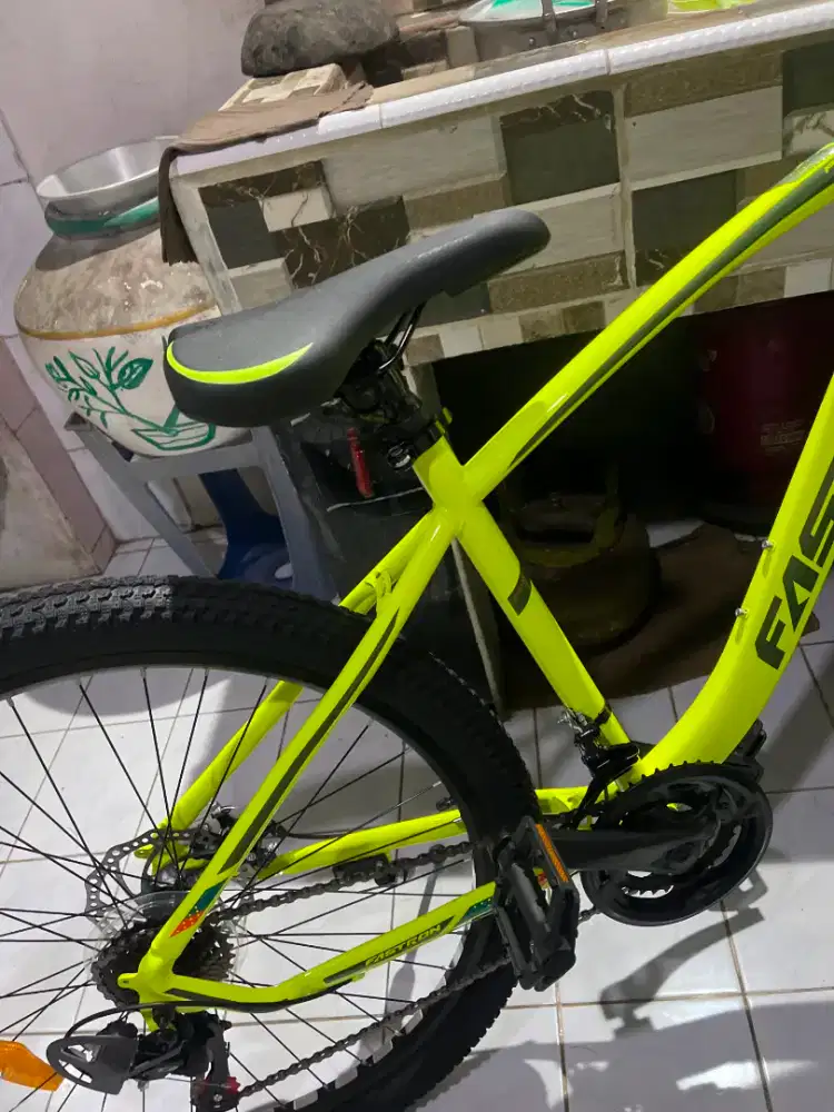 Sepeda fastron 27.5