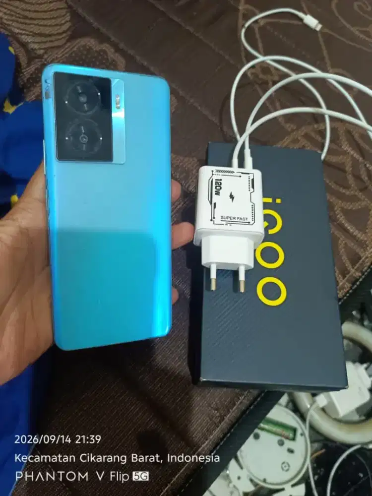 Iqoo z7x 5g 8 128