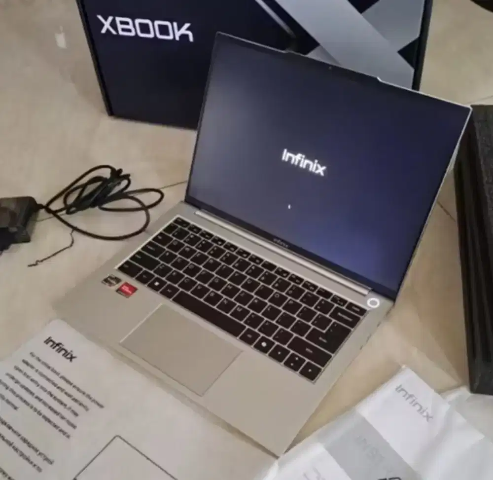 INFINIX XBOOK B14. RYZEN 5 7535HS RAM 16GB, SSD 512GB.
