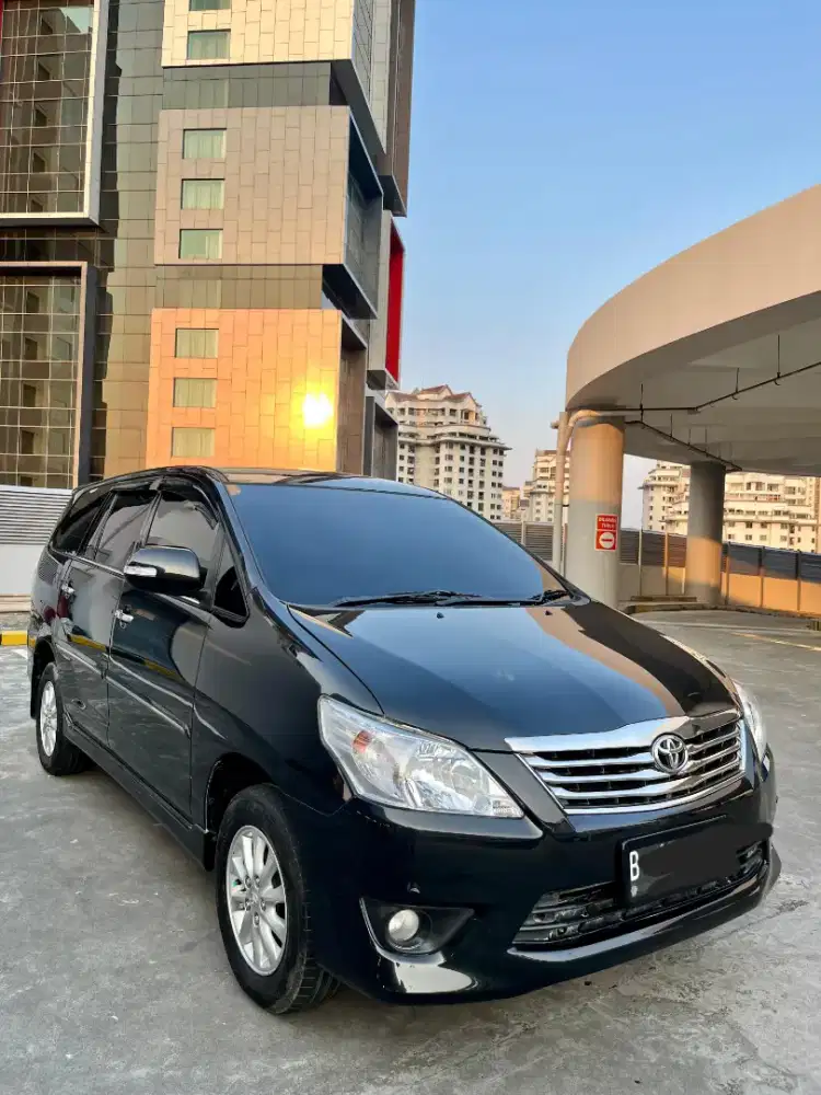 Toyota Kijang Inova 2.0 V Manual thn 2012 Tgn 1 dr baru Good Condition