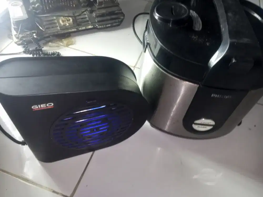Magic Com Philips 1,8L + perangkap nyamuk 2brg Rp.150rb net