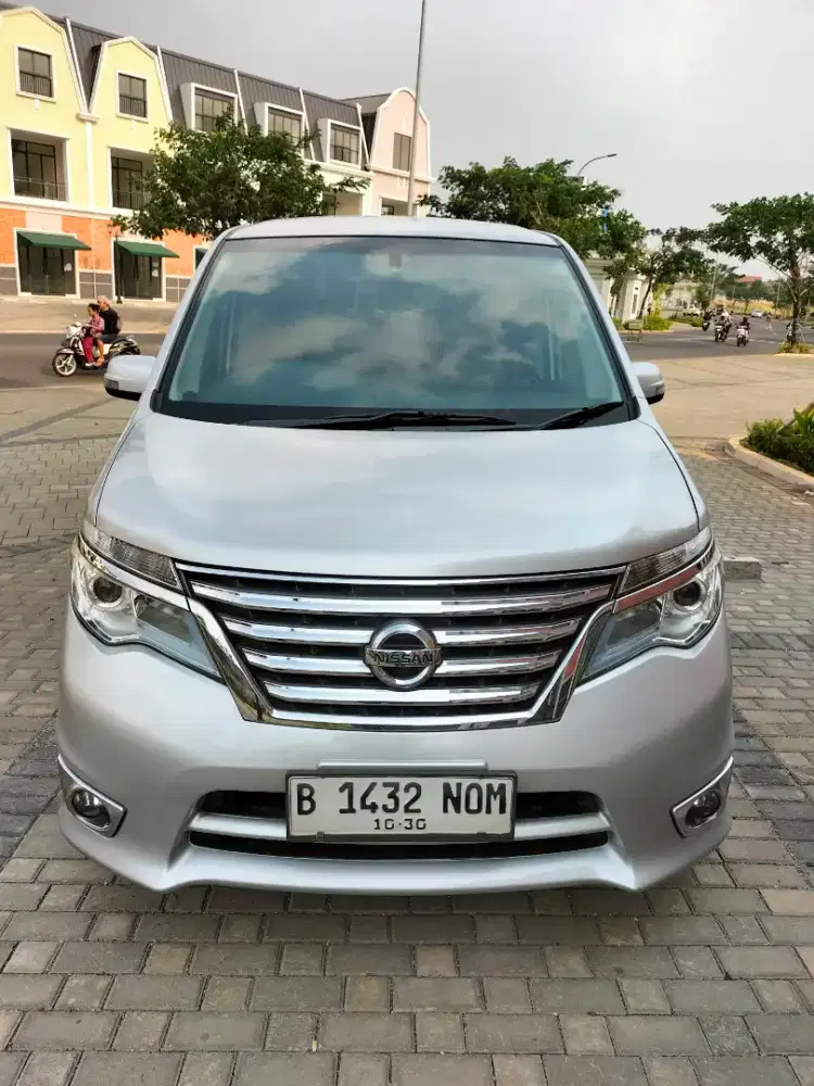 Nissan Serena HWS metic sgt istimewa service record dari baru.