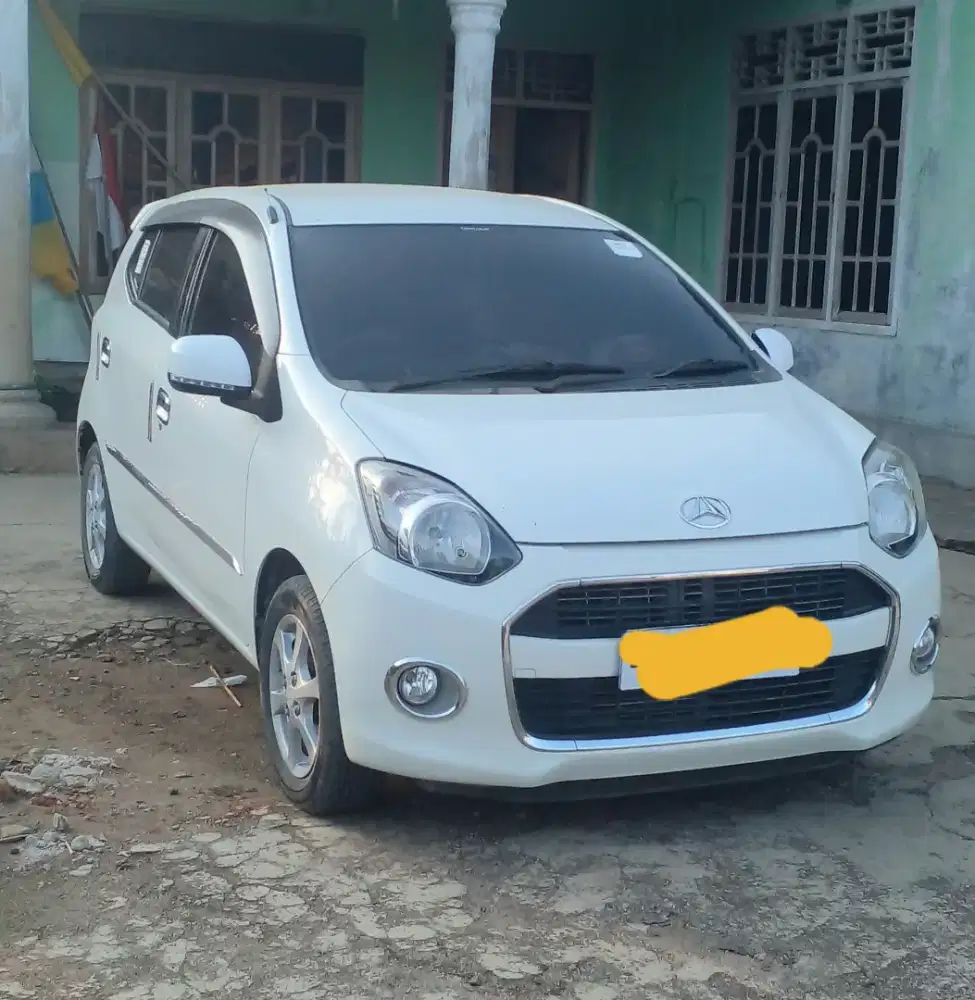 Daihatsu AYLA 1.0 X AT Tahun 2014