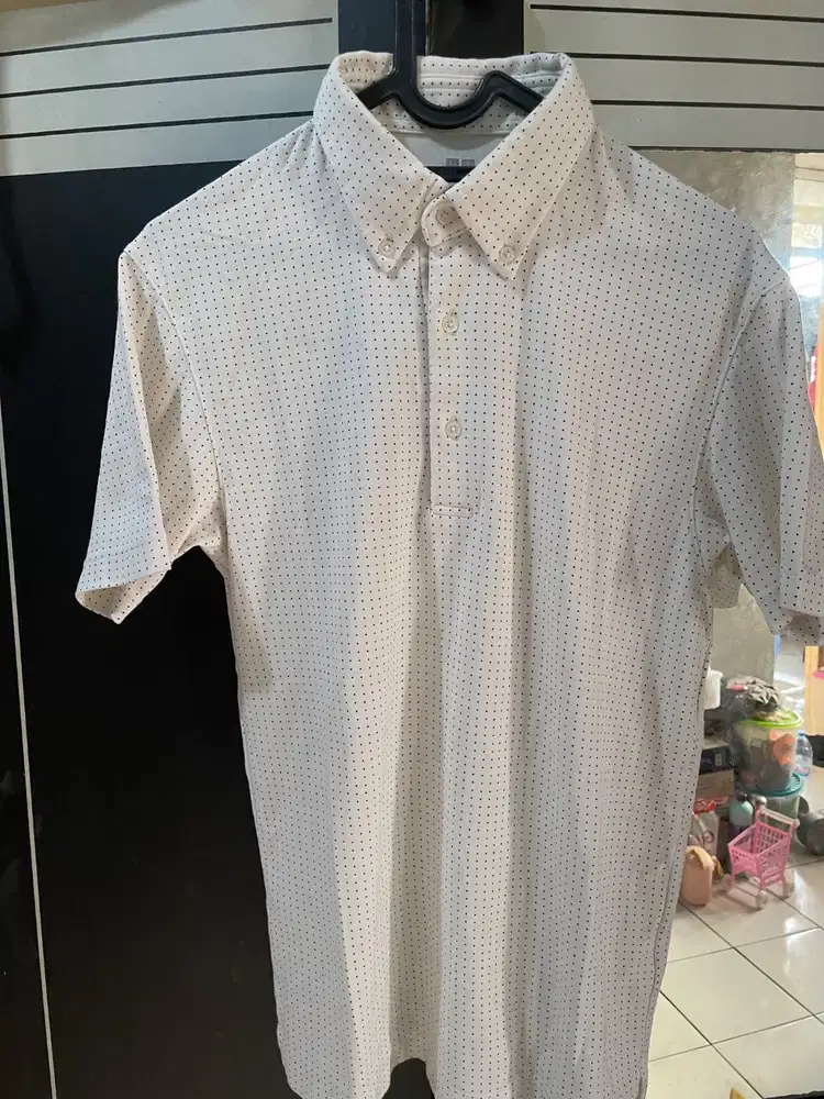 Kaos Polo Uniqlo