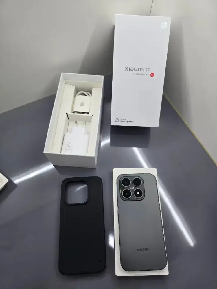 Xiaomi 17 12/256gb black