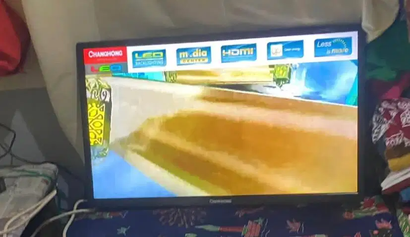 TV LED CHANGHONG 29 inci BARU PAKAIAN 3-4 blnan