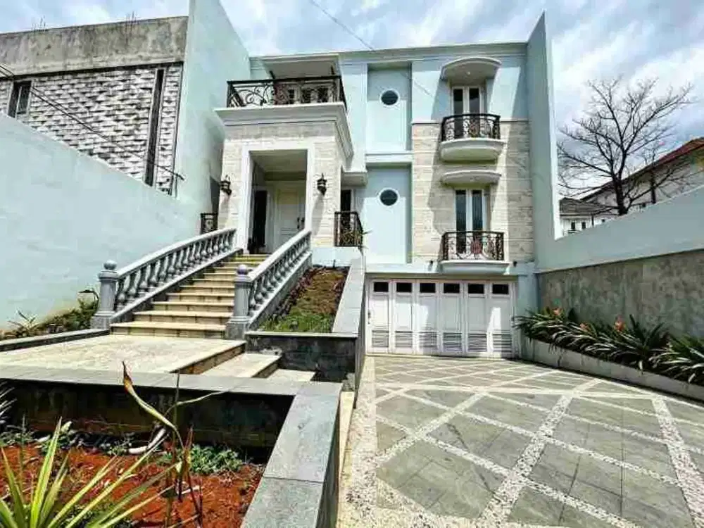 Rumah Mewah Eropa Otista Jatinegara LT348m² Kolam Renang Pribadi SHM – Rp8,5M Nego