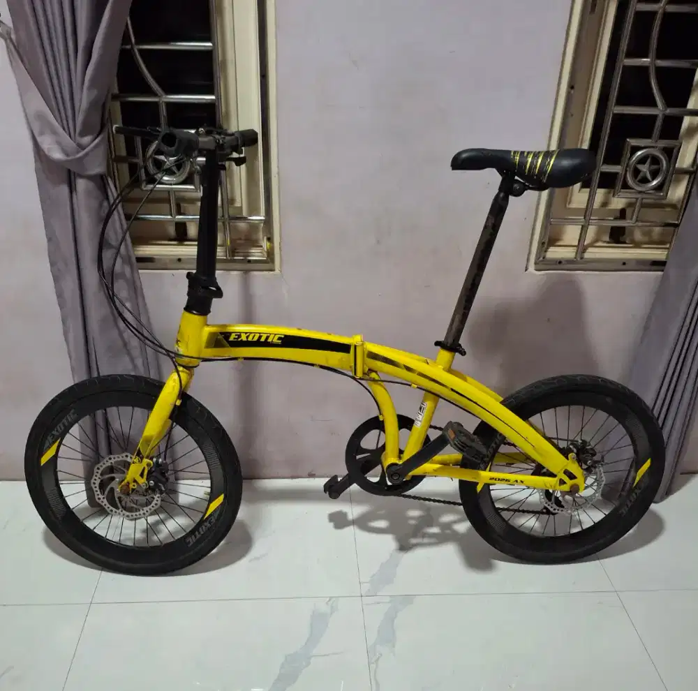 sepeda lipat exotic ukuran 20