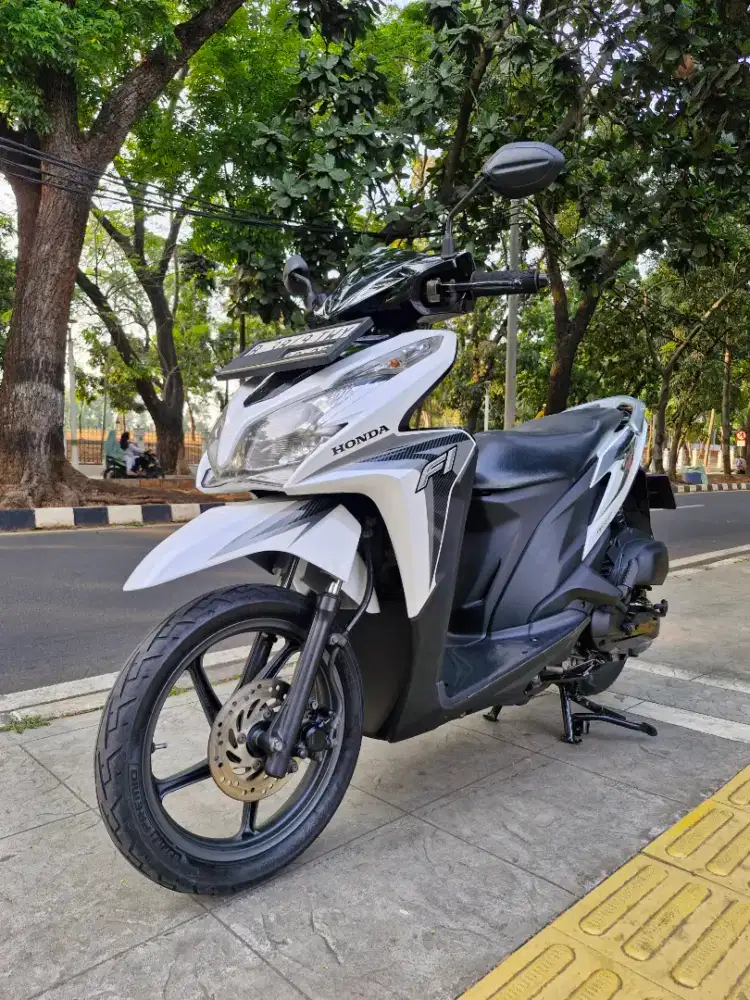 DIJUAL CASH HONDA VARIO 125 KZR CBS THN 2013 PJK HIDUP SIAP PAKAI