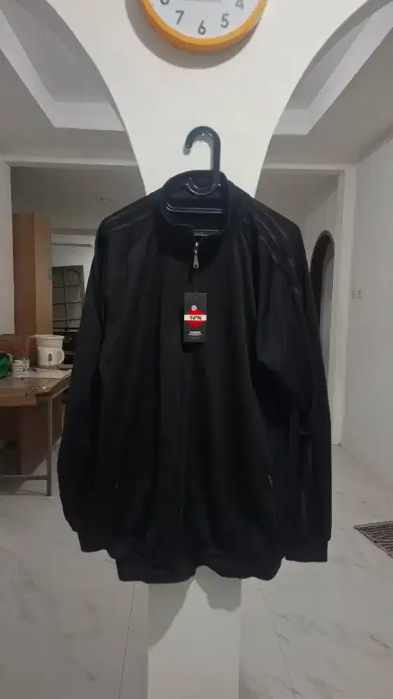 Jaket Training Olahraga Tracktop (2XL)