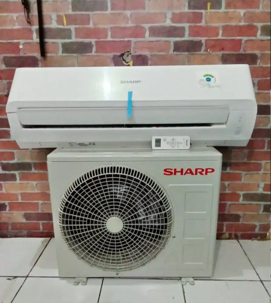 AC Sharp 1/2 PK R32 like new siap pasang trima dingin