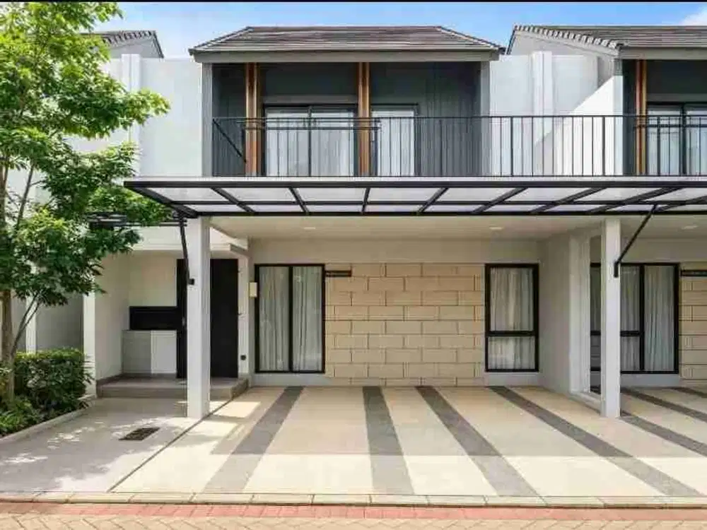 Rumah 3 Lantai Cluster Wisteria JGC Cakung LT84 SHM Renovasi Siap Huni – Rp2,5M Nego