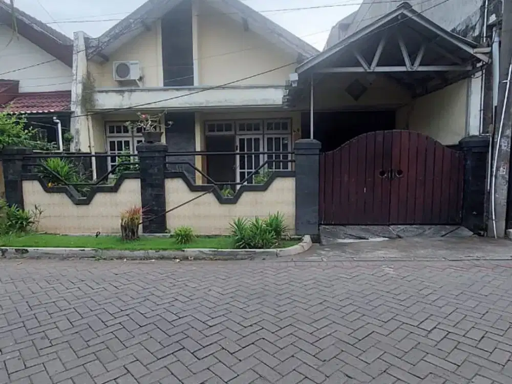 Dijual Rumah di Griya Kebraon