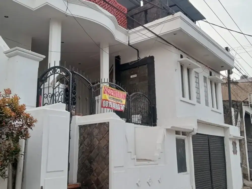 Rumah Strategis 2 Lantai bisa untuk Usaha / Tinggal di Kertajaya Padalarang