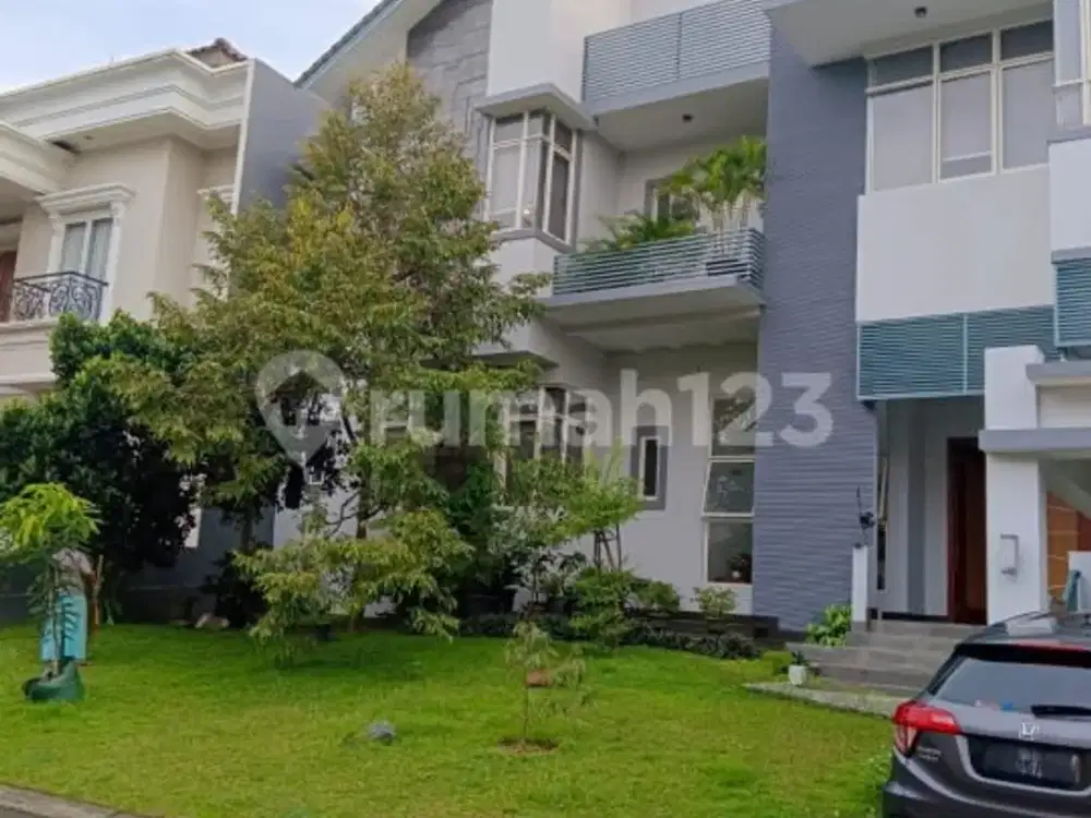 Rumah Mewah Taman Telaga Golf BSD Siap Huni