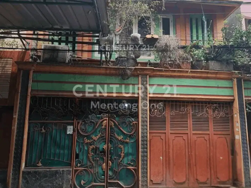 Rumah 3 Lantai Lokasi Strategis Di Johar Baru