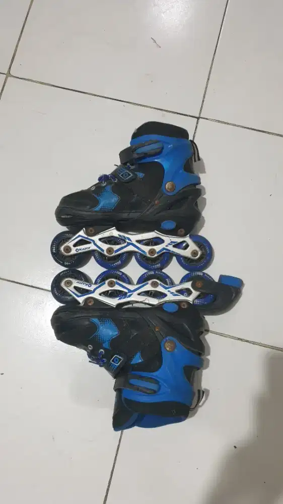 Sepatu roda anak