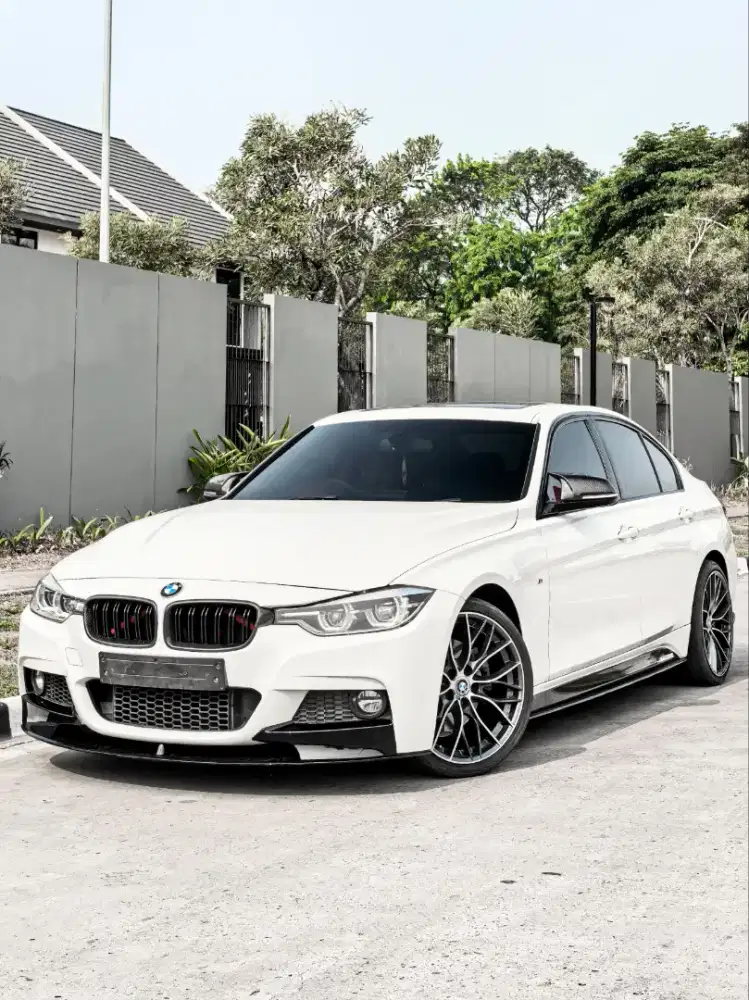 [Cash] Bmw 330i Msport