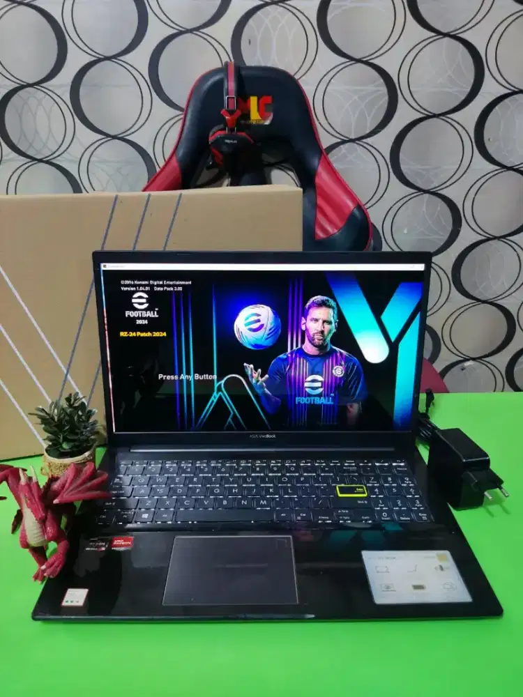Asus VivobooK OLED 15 Ryzen 5 DKV Multimedia siap pakai