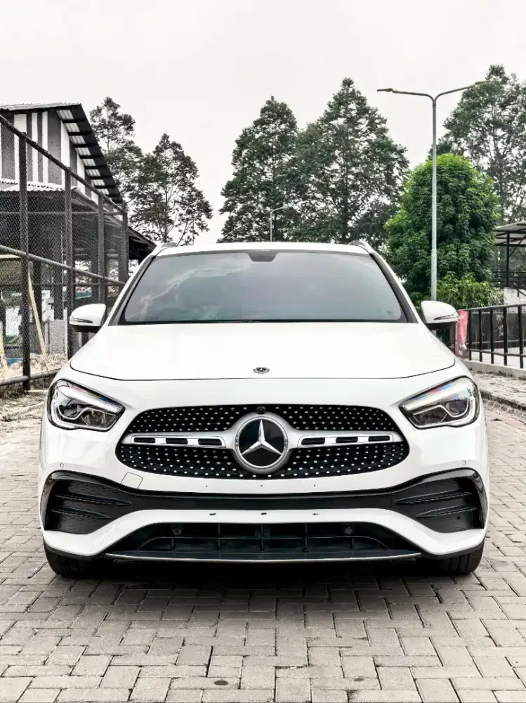 [Cash] Mercedes Benz GLA200 AMG