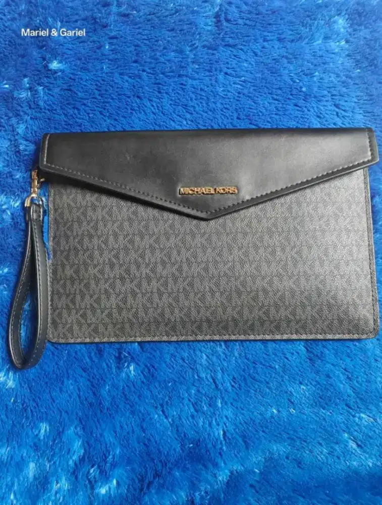 Michael Kors Clutch Envelope Wallet Original Not Slingbag Waistbag