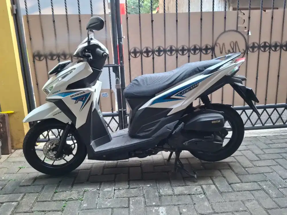 Dijual motor honda vario 150 cc tahun 2015