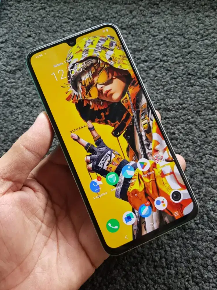 Vivo V25e layar amoled ram 8+8/256 mulus no minus hp charger