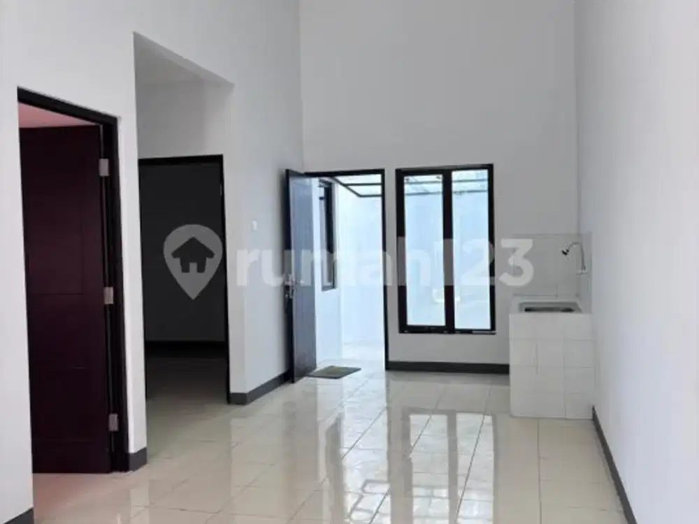 Dijual Rumah Cantik di Cluster Ebony - Green Ara Residence, Harapan Indah