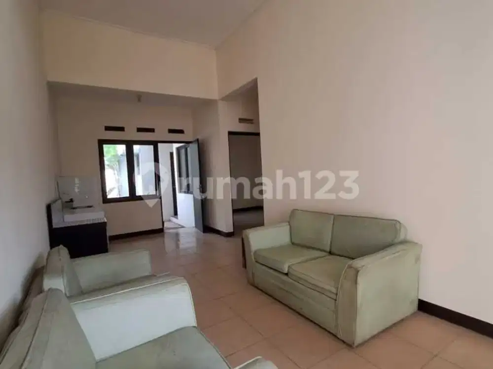 Dijual Rumah di Perumahan Harapan Mulya Regency Rumah Nyaman dengan Lahan yang Cukup Luas