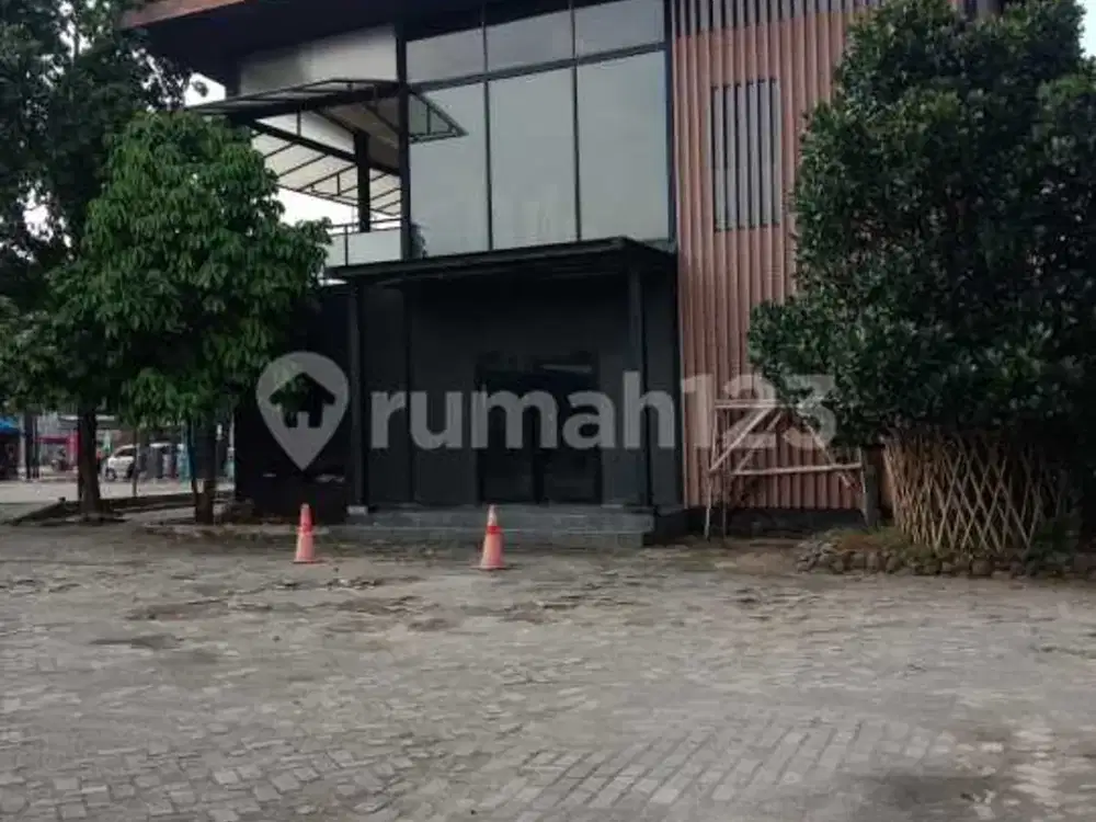 Disewakan Gedung 2 Lantai di Kayuringin Bekasi Selatan