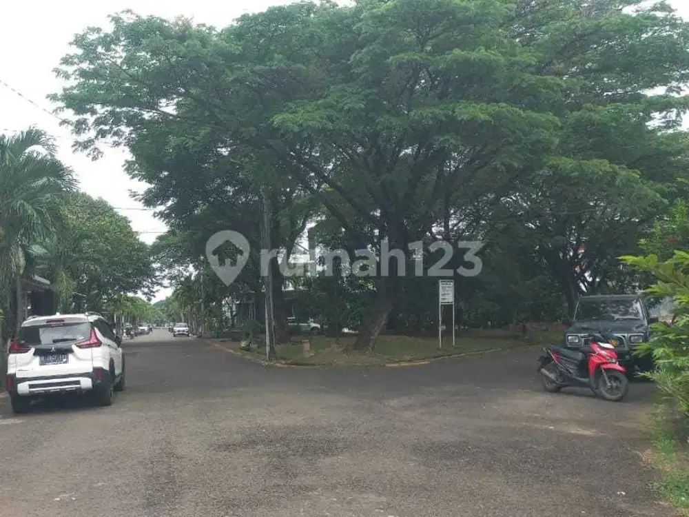 Dijual Rumah Bagus Dgn Kelebihan Tanah Samping di Cluster Harmoni