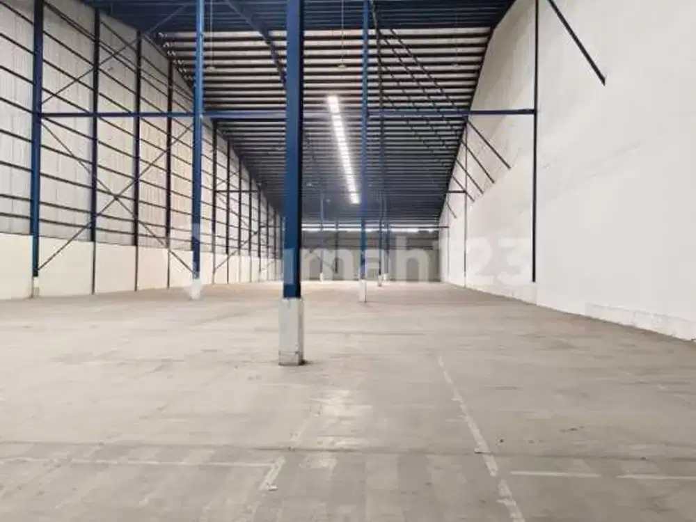 Di Sewakan Gudang di Marunda Ada Loading Dock Dekat Tol Luas 2784 Marunda Bekasi