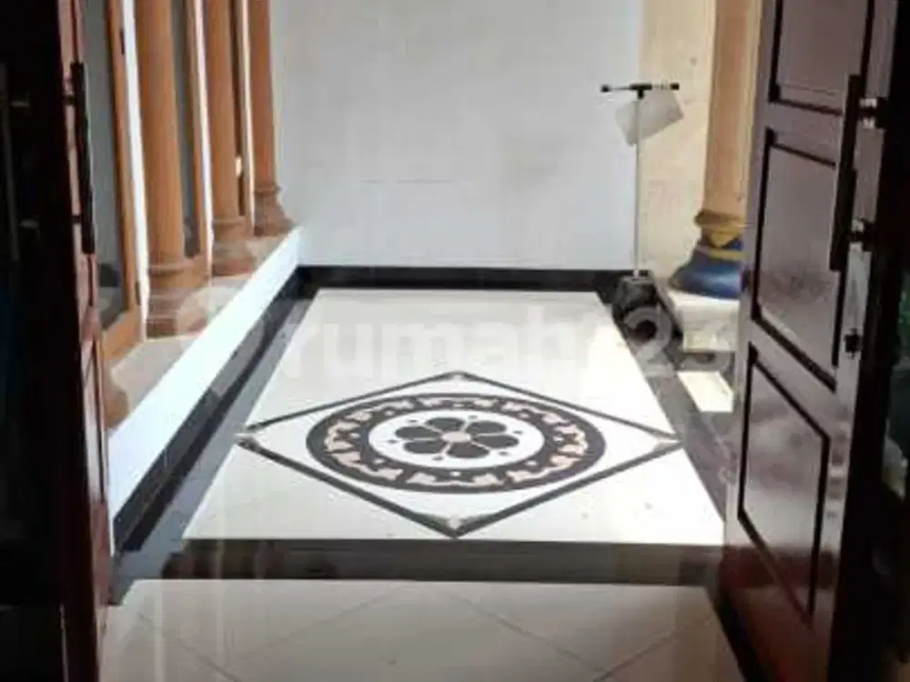Dijual Cepat Rumah Siap Huni Hoek di Perum Graha Mutiara , Rawalumbu, Bekasi Timur