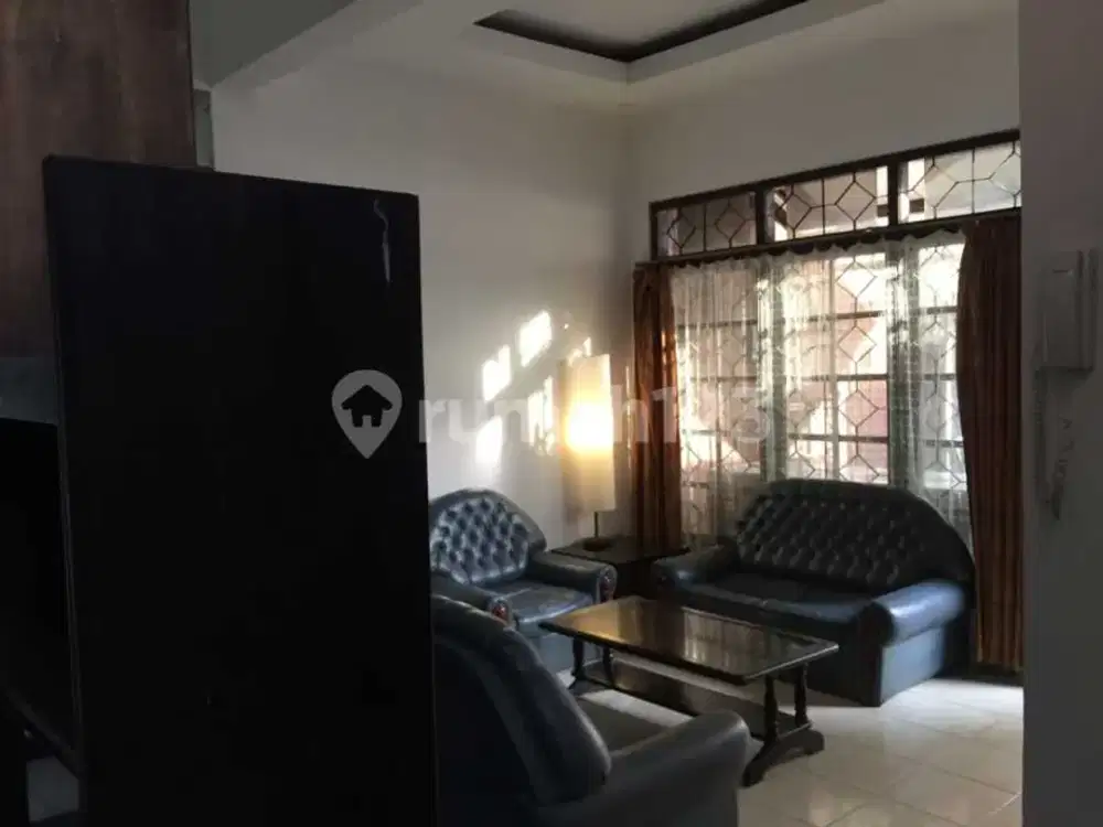 Di Jual Rumah Tinggal Full Furnished, Area Strategis Jakarta Pusat