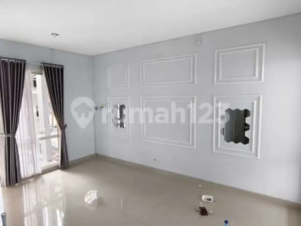 Di Sewakan Rumah Bagus Siap Huni 2 Lantai Luas 7X19 di Cluster Samata Harapan Indah Bekasi