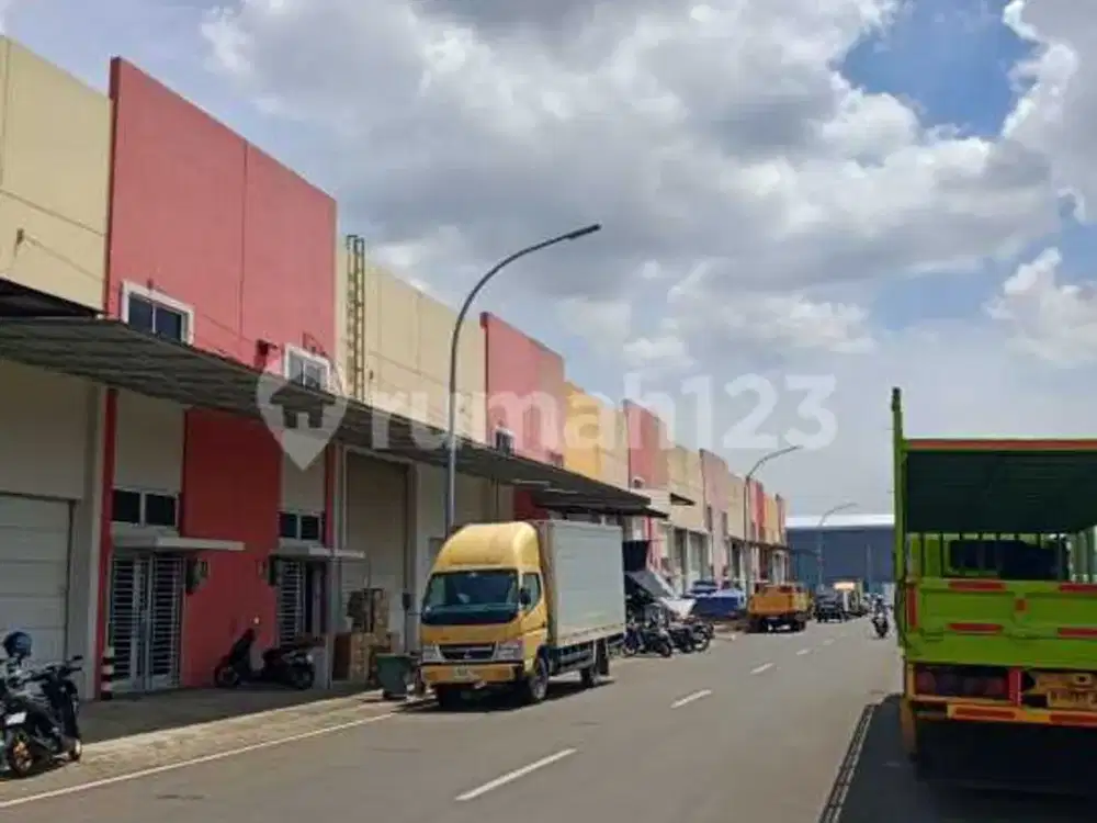 Dijual Gudang Uk 9X24 Siap Pakai Bizpark Cakung Gudang Strategis di Kawasan Industri dan Bisnis Bizpark Cakung