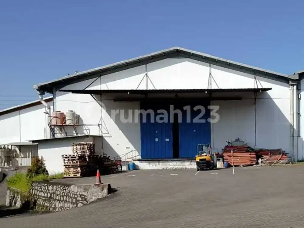 Di Sewakan Gudang Ada Loading Dock di Gunung Putri Dekat Tol