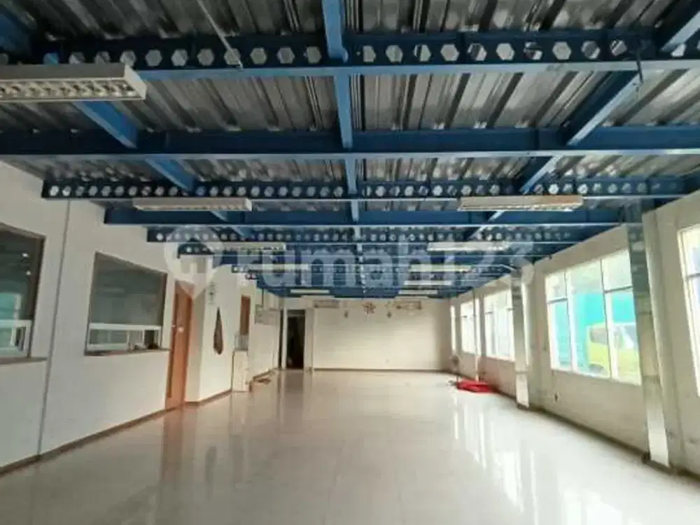 Disewakan Gudang Baru , Bagus , Bersih, Mewah Ada Loading Dock Luas 960 M2 di Kawasan Jiep Pulogadung