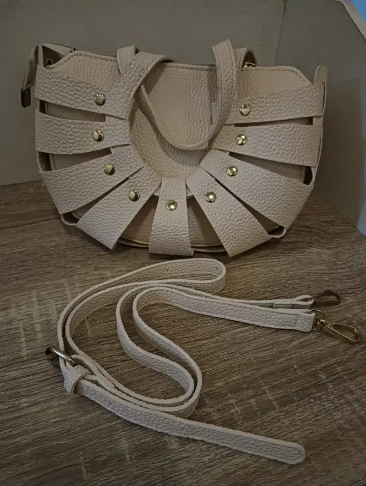For Sale Tas Pesta