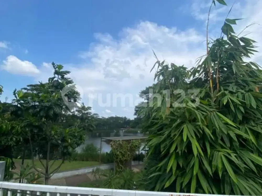 Di Jual Rumah Cantik 2 Lantai di Cluster Lavesh Harapan Indah Lokasi Istimewa