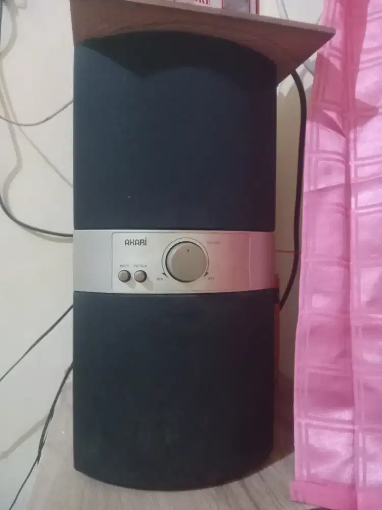 Speaker Akari Bagus