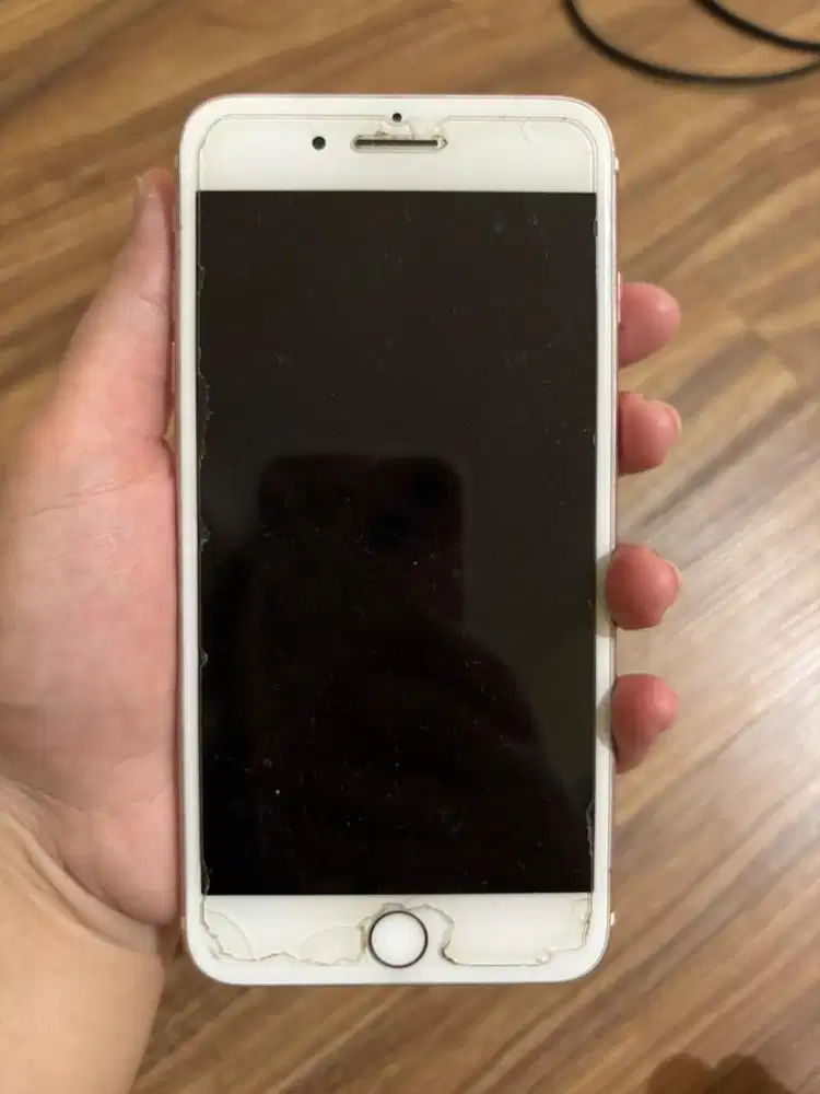Iphone 7+ 128GB ex ibox