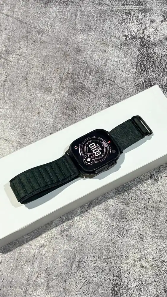 Apple Watch Ultra 2 49mm Black Titanium Ex Inter