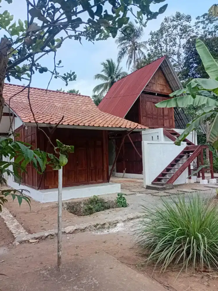 Rumah kampung kontemporer siap pasang