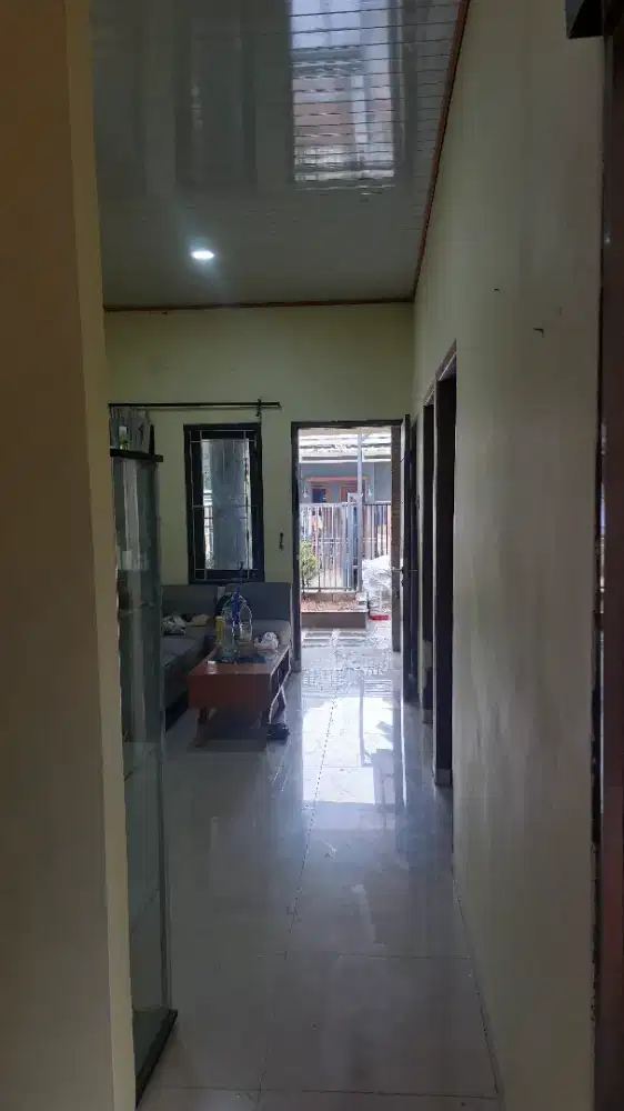 Jasa membersihkan rumah,ngecat rumah