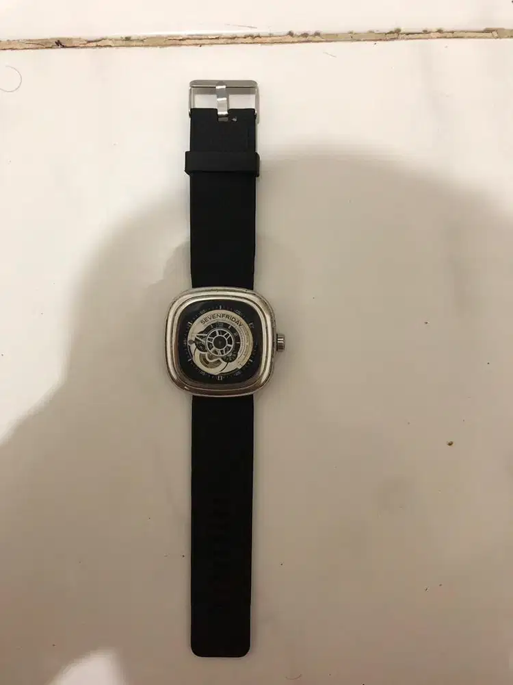 Jual jam tangan sevenfriday